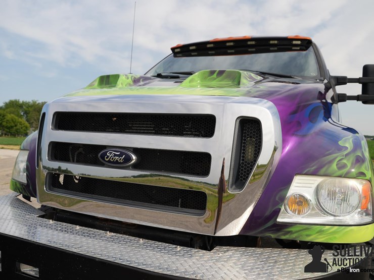 2007-ford-f650-image-12