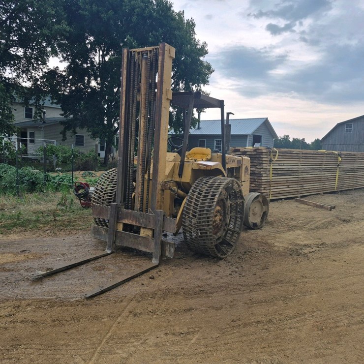 MASSEY-FERGUSON 4