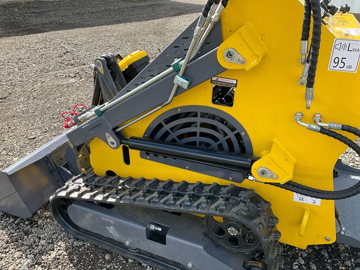 #1010-•-unused-landhonor-lhr-t460k1-mini-skid-steer-track-loader---middlefield,-oh-image-13