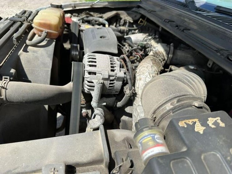 2002-ford-f550-image-30