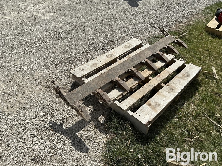 bobcat-bucket-attachment-image-3