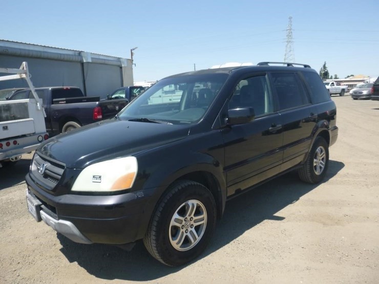 2004-honda-pilot-image-1