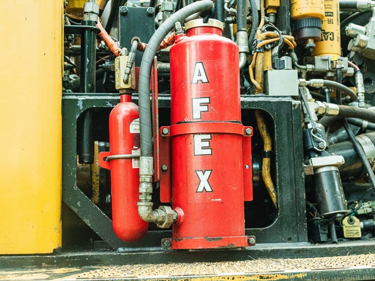 2010-caterpillar-521-image-22