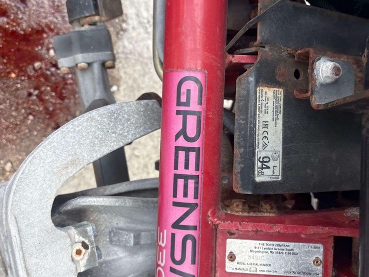 2015-toro-greensmaster-3300-triflex-commercial-greens-mower-image-20