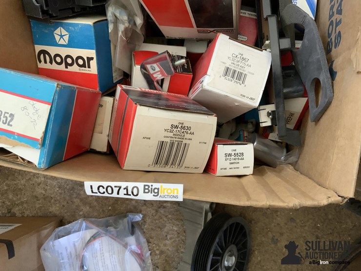 mopar,-ford-and-more-parts-image-6