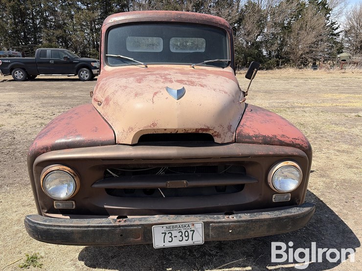 1954-international-r100-step-side-pickup-image-2