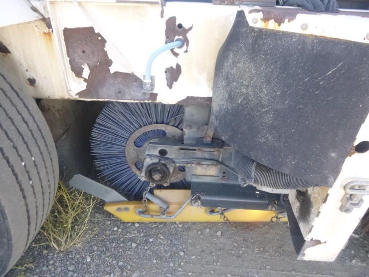 2013-global-m4-sweeper-image-23