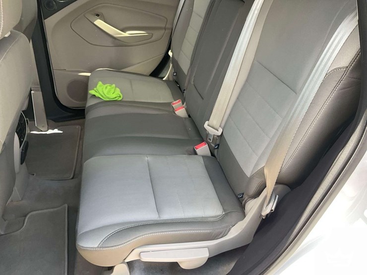 2016-ford-escape-image-21