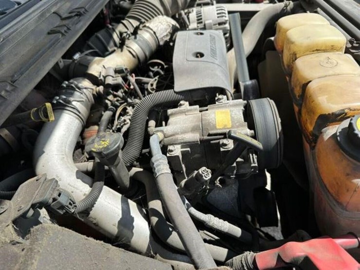 2002-ford-f550-image-22