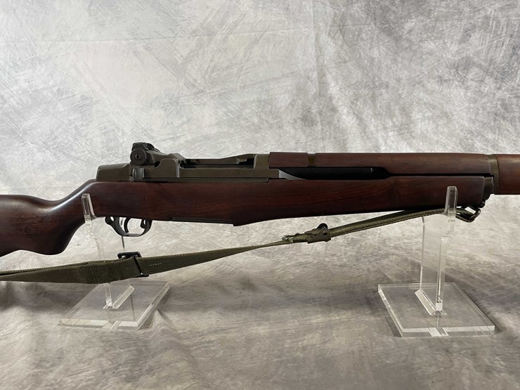 #1282-•-h-&-r-usacm1,-30-cal-semi-auto-rifle,-sn:-5693101,-(neenah,-wi)-image-4