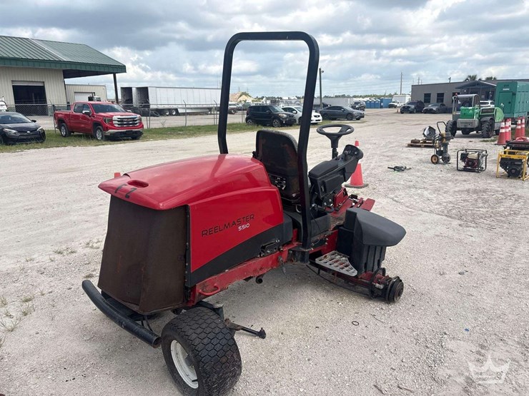 2012-toro-reelmaster-5510-commercial-reel-mower-image-4