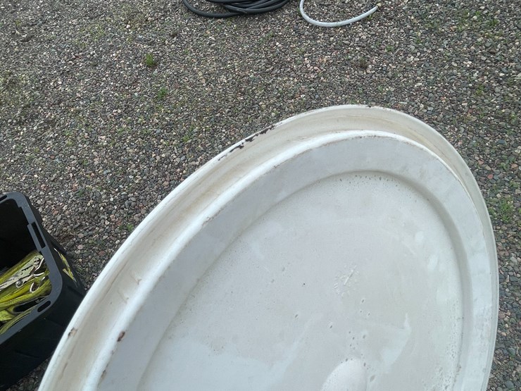#4939-•-stack-of-5-gallon-pail-lids-image-6