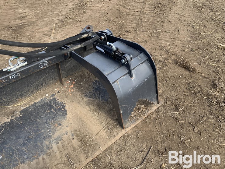 2023-wolverine-hydraulic-dual-grapple-attachment-image-12