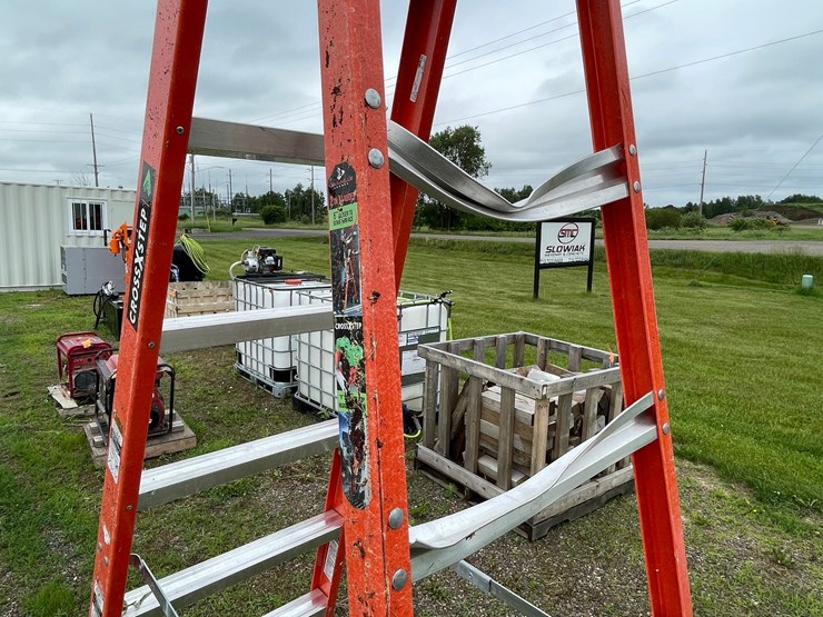 #4925-•-louisville-cross-x-step-10'-fiberglass-step-ladder-image-6