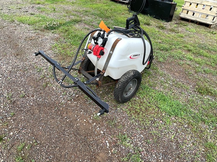 #4924-•-fimco-30-gallon-pull-type-sprayer-image-4