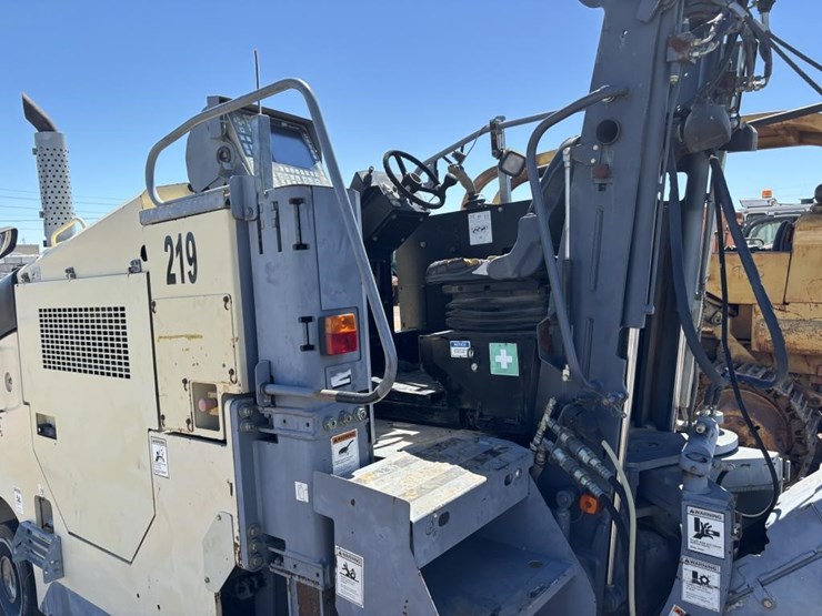 2007-volvo-mw500-image-23