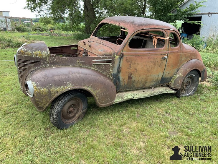 1939-plymouth-2-door-coupe-image-1