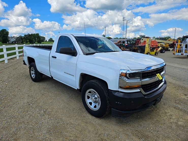 2018-chevrolet-2500-image-7