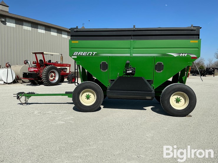 unverferth-brent-gt444-grain-wagon-image-8
