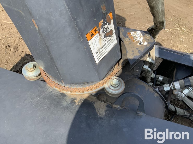 2010-bobcat-sb200-skid-steer-snow-blower-attachment-image-19