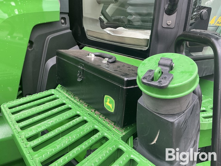 2023-john-deere-8r-410-image-13