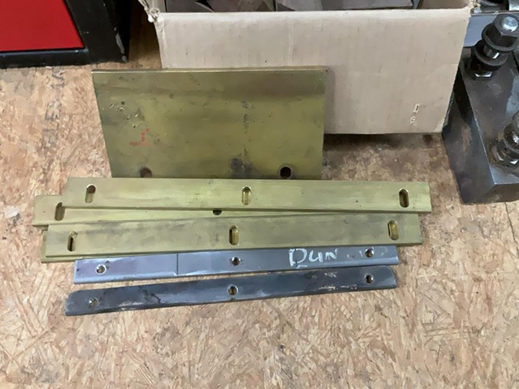 #187-•-guide-dressing-machine-and-parts---dunaway-timber-image-9