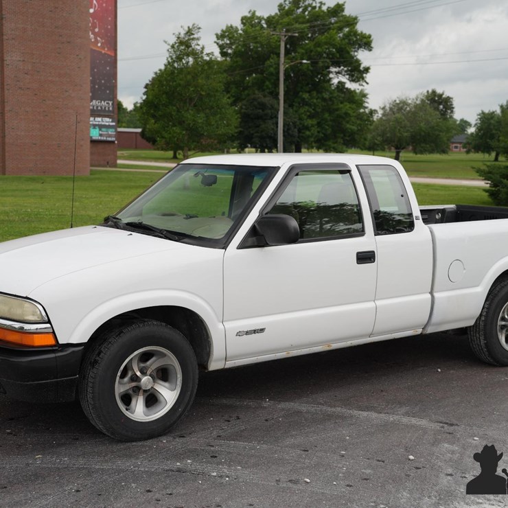 2001 CHEVROLET S10