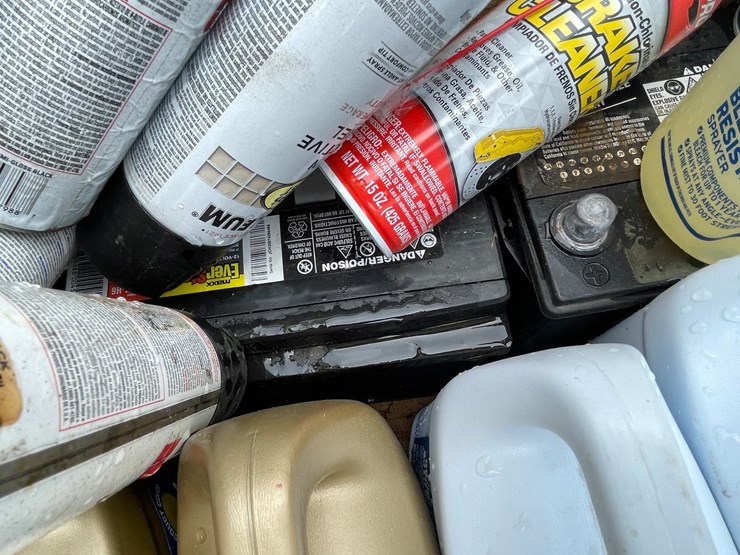 #4921-•-wooden-tote-with-assorted-automotive-fluids-image-9