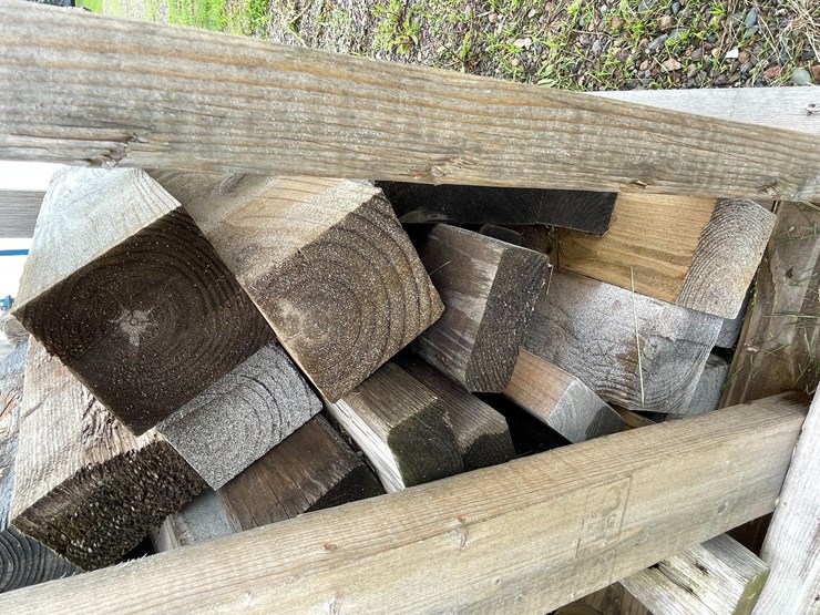 #4928-•-wooden-tote-with-assorted-wooden-blocks-image-9