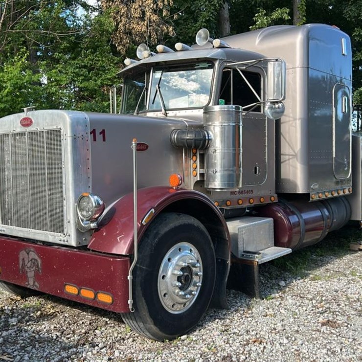 1979 PETERBILT 359
