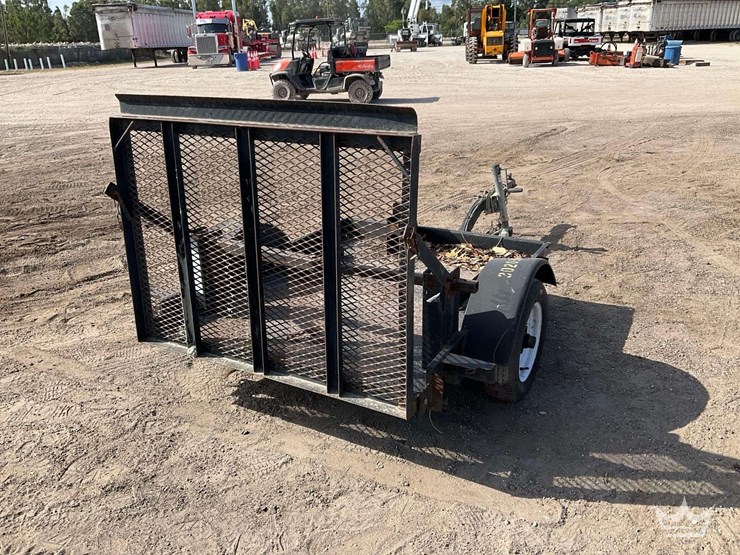 5ft.-s/a-utility-trailer-image-5