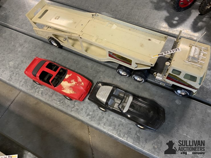 nylint-auto-transport-toy-truck-&-trailer-image-8