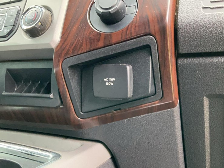 2016-ford-f350-image-32