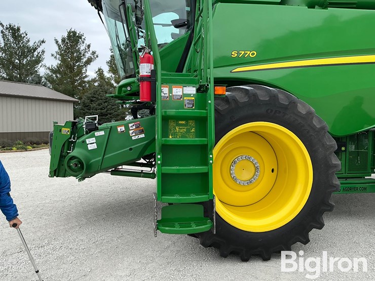 2020-john-deere-s770-image-16