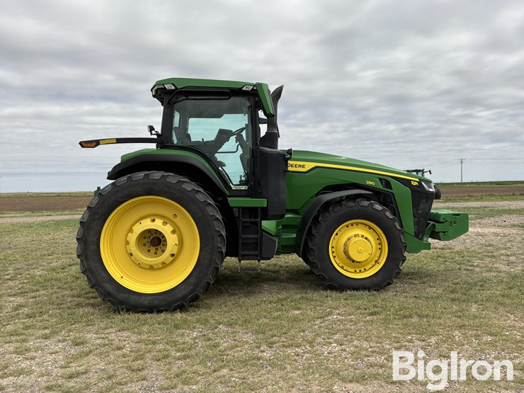 2023-john-deere-8r-280-image-4