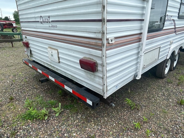 #4931-•-2001-jayco-qwest-27'-fifth-wheel-camper-(has-wi-title)-image-26
