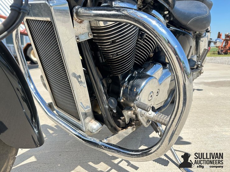 2002-honda-shadow-american-classic-edition-motorcycle-image-15