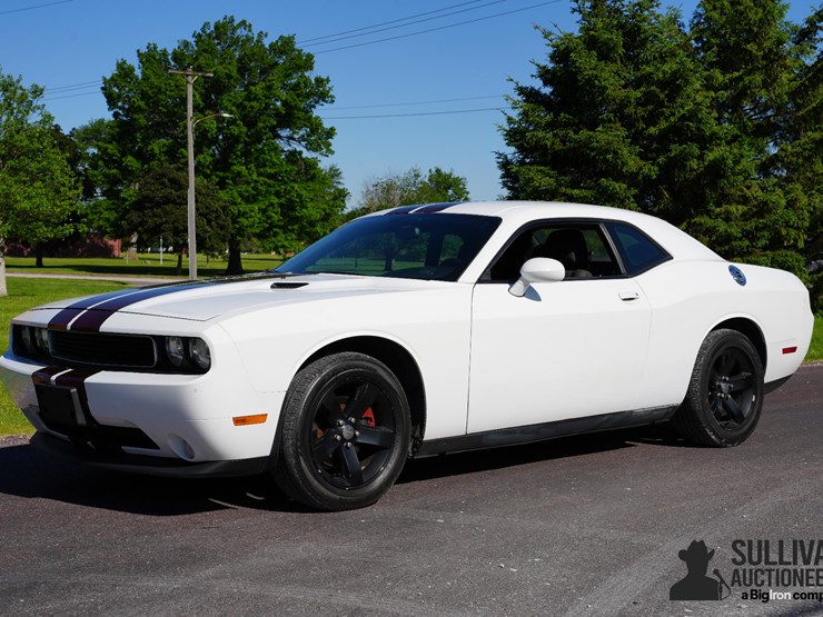 run-#59---2011-dodge-challenger-coupe-image-1