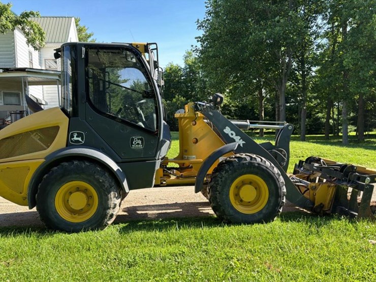 2016-john-deere-64-image-6