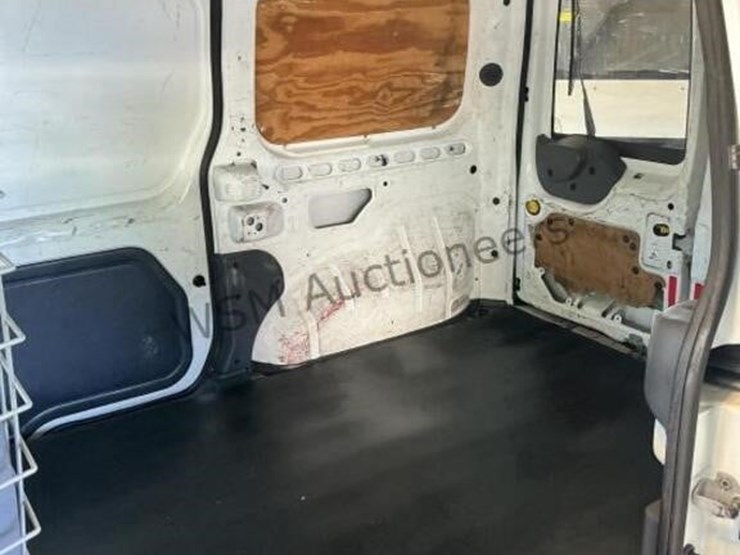 2013-ford-transit-connect-image-11
