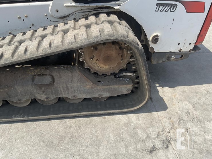 2018-bobcat-t770-image-9