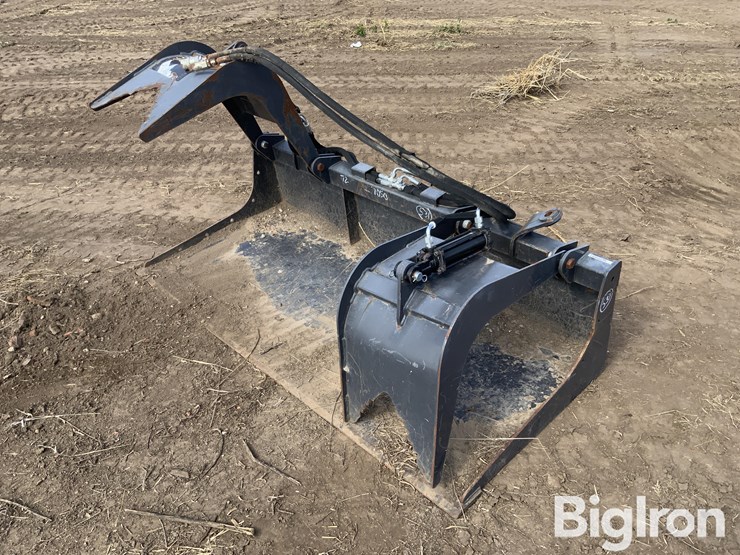 2023-wolverine-hydraulic-dual-grapple-attachment-image-1