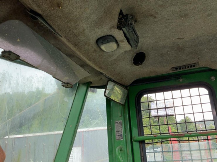 2008-deere-748g-iii-image-28
