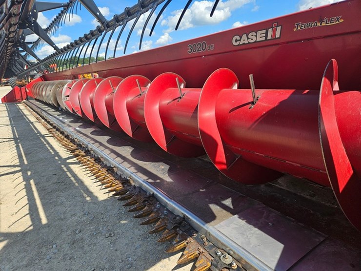 case-ih-3020-image-22