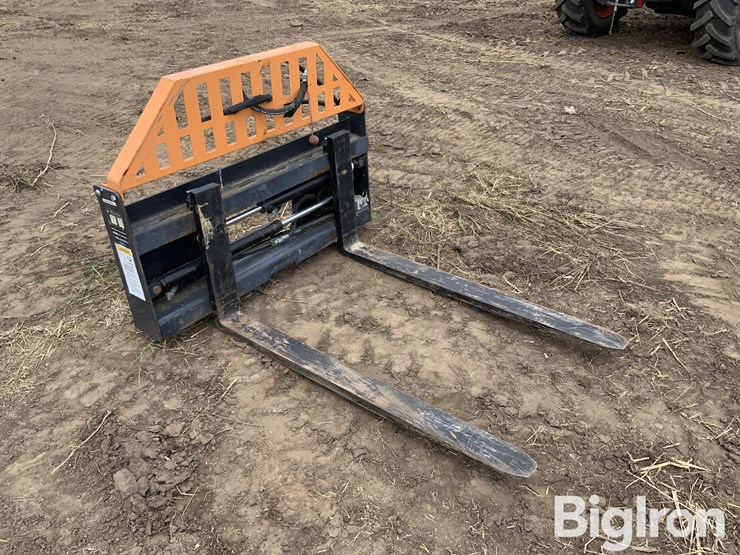 2023-wolverine-pfa-11-3300g-hydraulic-fork-skid-steer-attachment-image-3