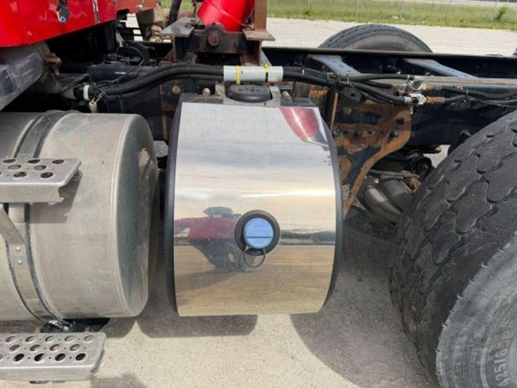 2021-kenworth-t880-image-34