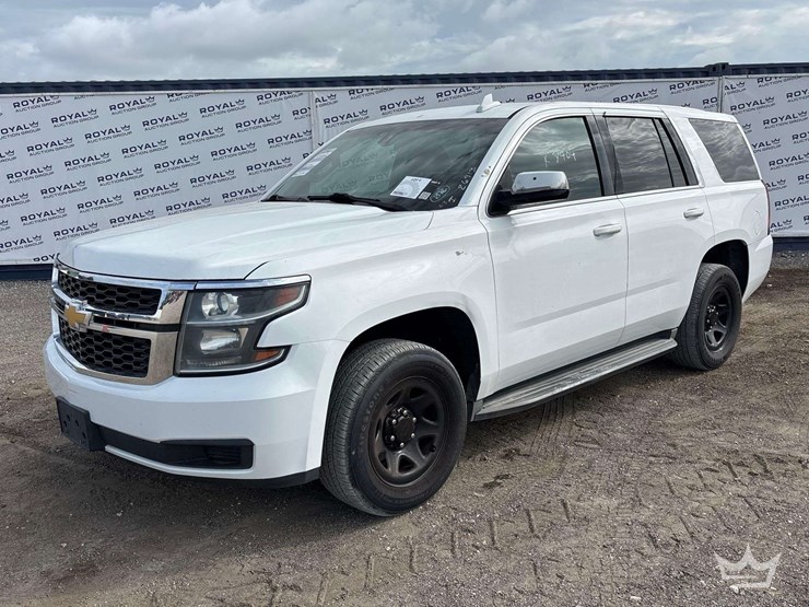 2019-chevrolet-tahoe-image-1