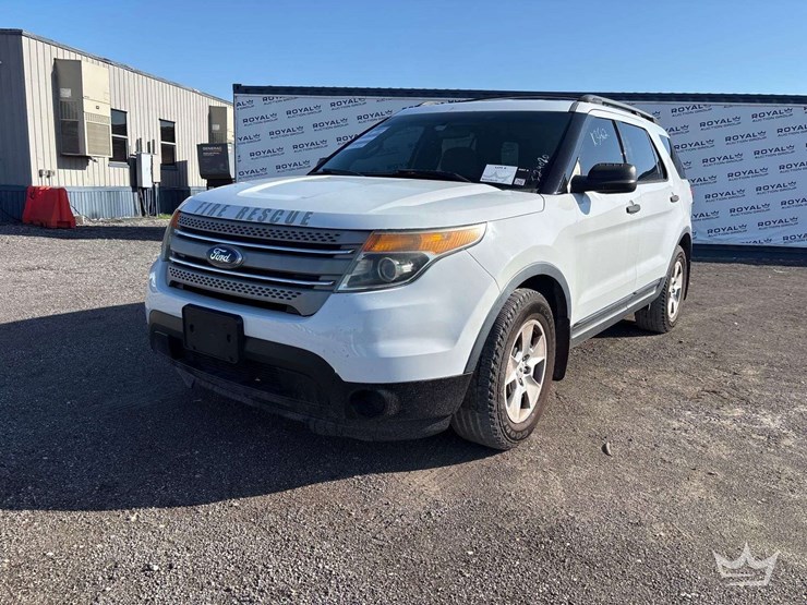 2014-ford-explorer-image-1