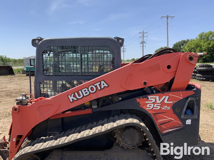 kubota-svl95-2s-image-10