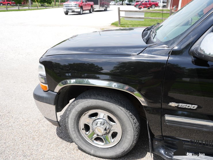 2001-chevrolet-silverado-1500-image-13